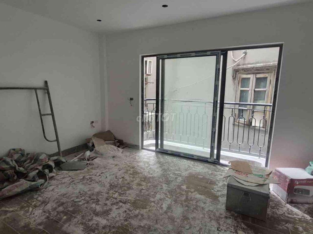 Cần bán nhà Đền Lừ, Hoàng Mai 36m2, xây mới, 5 tầng, SĐCC chỉ 7,5 tỷ