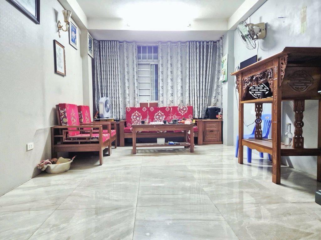 Bán nhà Trịnh Đình Cửu, Định Công 26m2,5 tầng,3 ngủ, SĐCC chỉ hơn 6tỷ