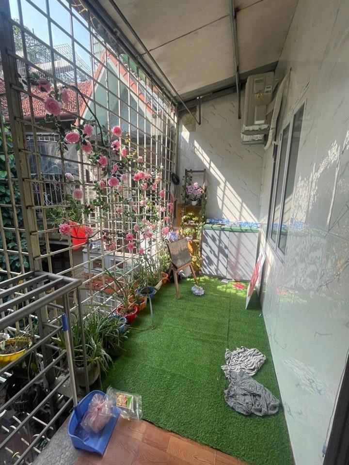 Bán nhà Giải Phóng, Ngã Tư Vọng 30,8m2 4 tầng 10m, sổ đỏ CC chỉ 6,2 tỷ