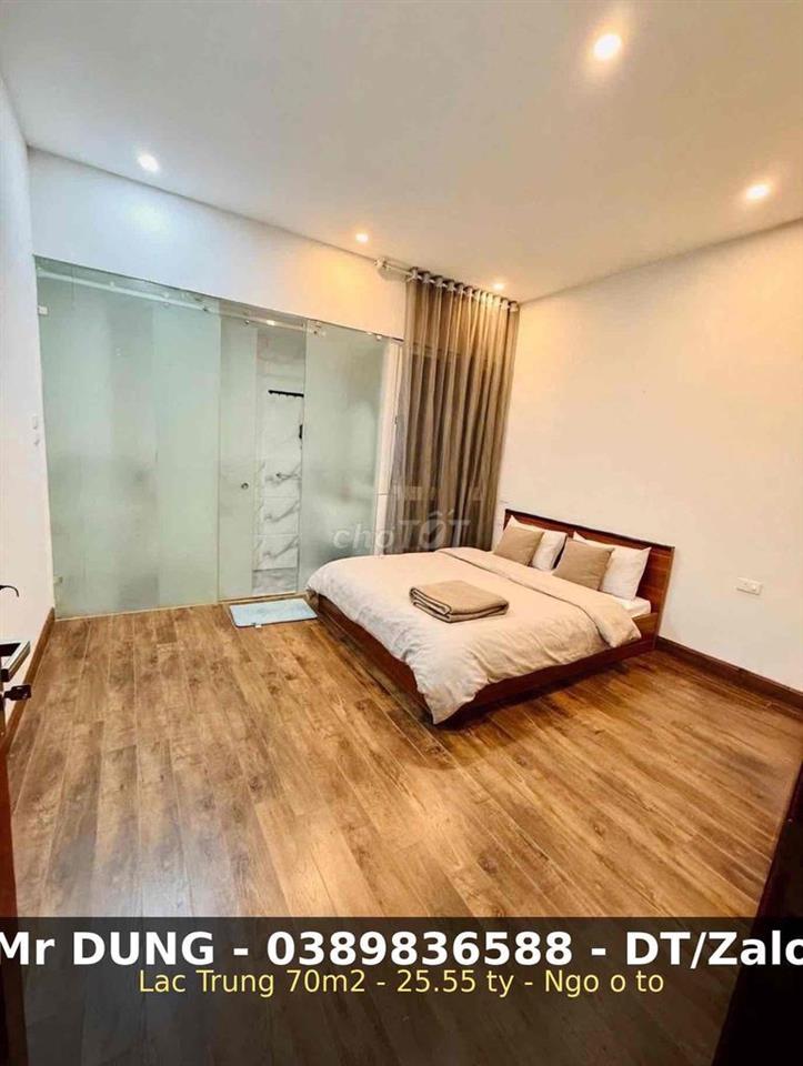 Nhà phân lô Lạc Trung-70m2 ,4 tầng-ô tô đỗ cửa vào nhà.