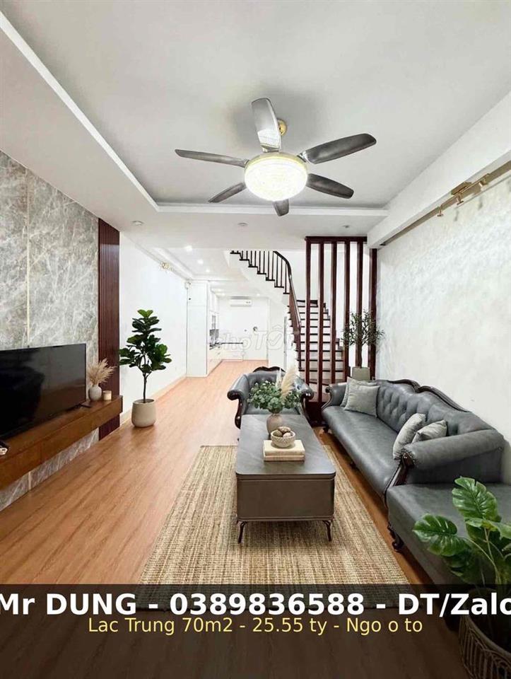 Nhà phân lô Lạc Trung-70m2 ,4 tầng-ô tô đỗ cửa vào nhà.