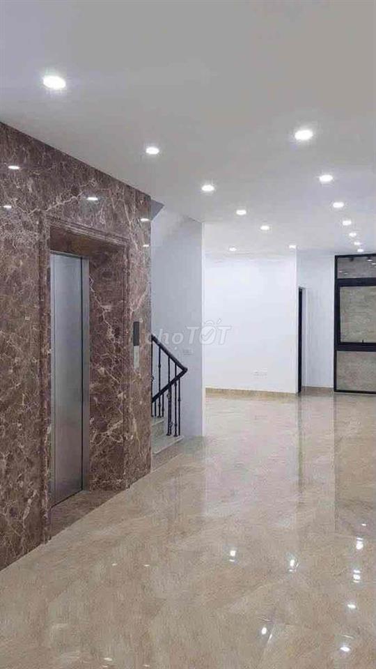 Bán nhà Mặt phố Trần Khát Chân-80m2, mặt tiền ,vỉa hè rộng .