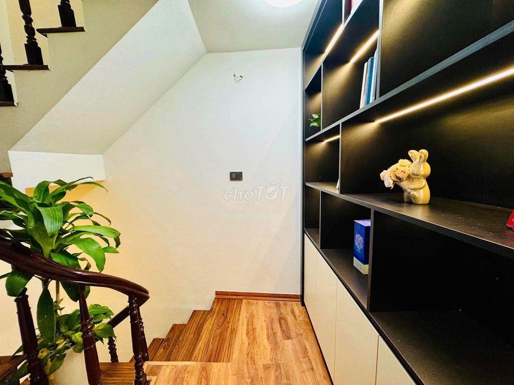 Chính chủ bán nhà Bạch Mai, 25m2 5 tầng , full nội thất nhỉnh 7 tỷ
