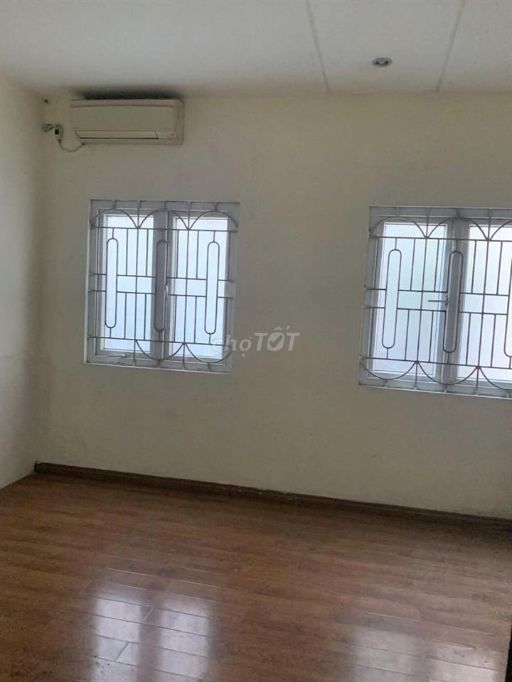Chính chủ cho thuê nhà 4 tầng 2 ngủ, điện nước giá nhà nước , lâu dài