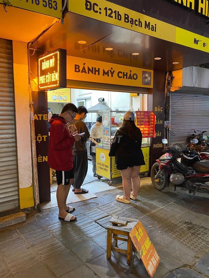 SANG NHƯỢNG MB 121B BẠCH MAI KINH DOANH BÁNH MÌ