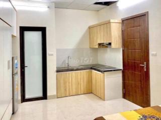 ngõ 75 giải phóng ( thông 121 lê thanh nghị)đến bách- kinh -xây 500m) 