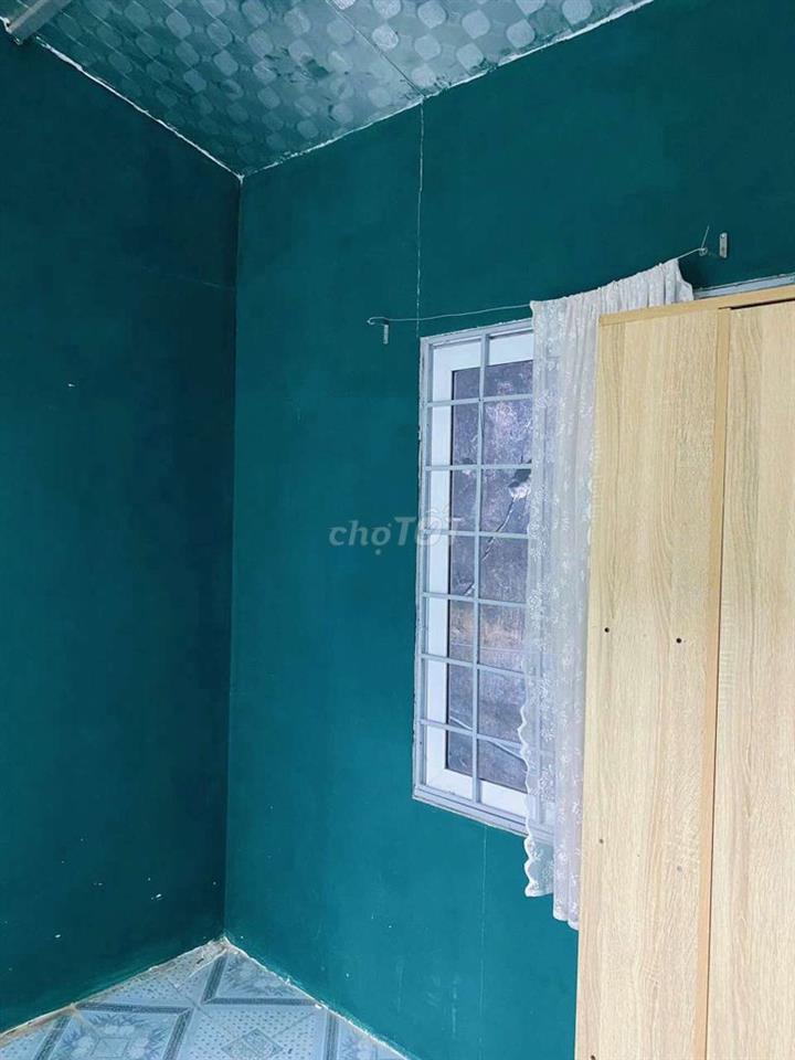 Cho thuê căn hộ tập thể A13 ĐH KTQD mặt đường Trần Đại Nghĩa