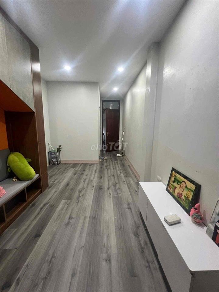 cho thuê phòng gần trường Bách khoa dt 40m gia 6 tr