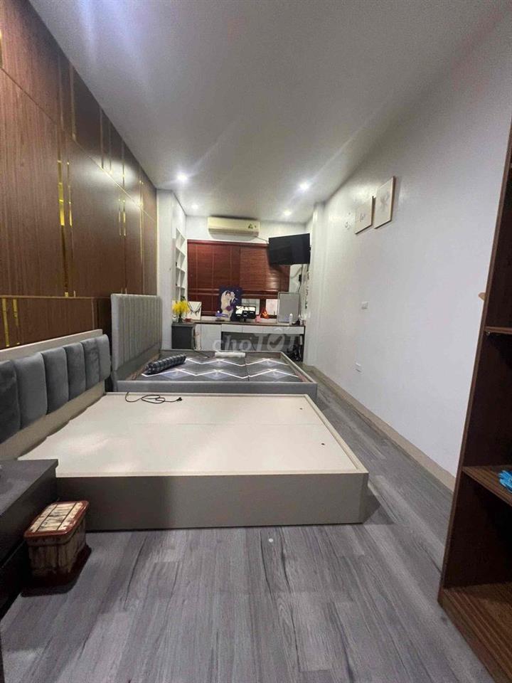 cho thuê phòng gần trường Bách khoa dt 40m gia 6 tr