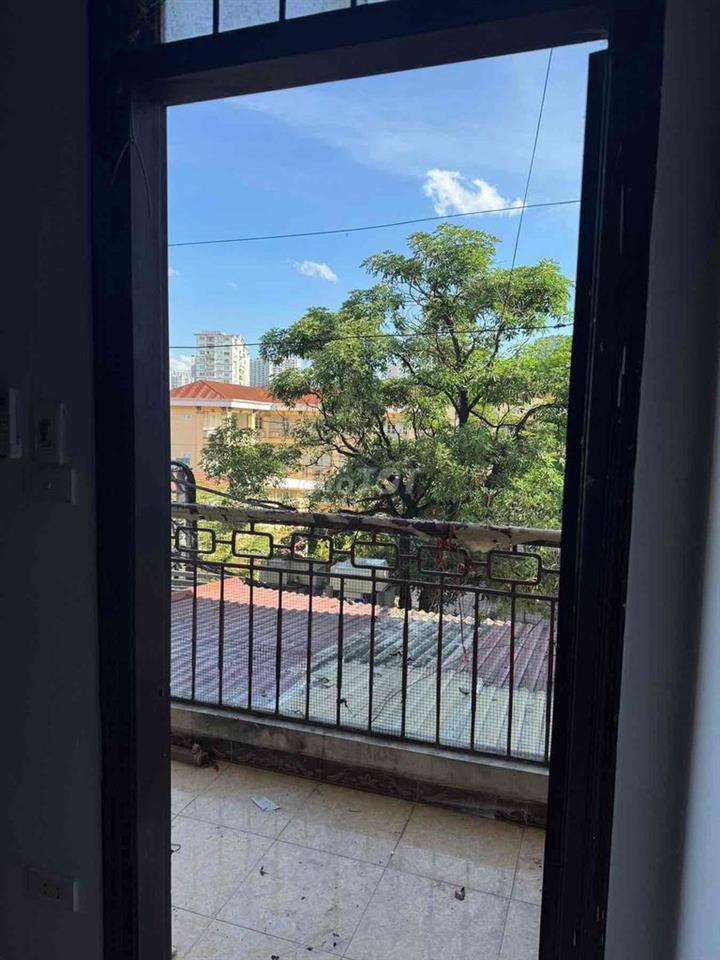 cho thuê nhà 85m2 trung tâm thành phố