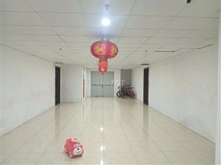 Chính chủ, bán căn góc chung cư 70M2
