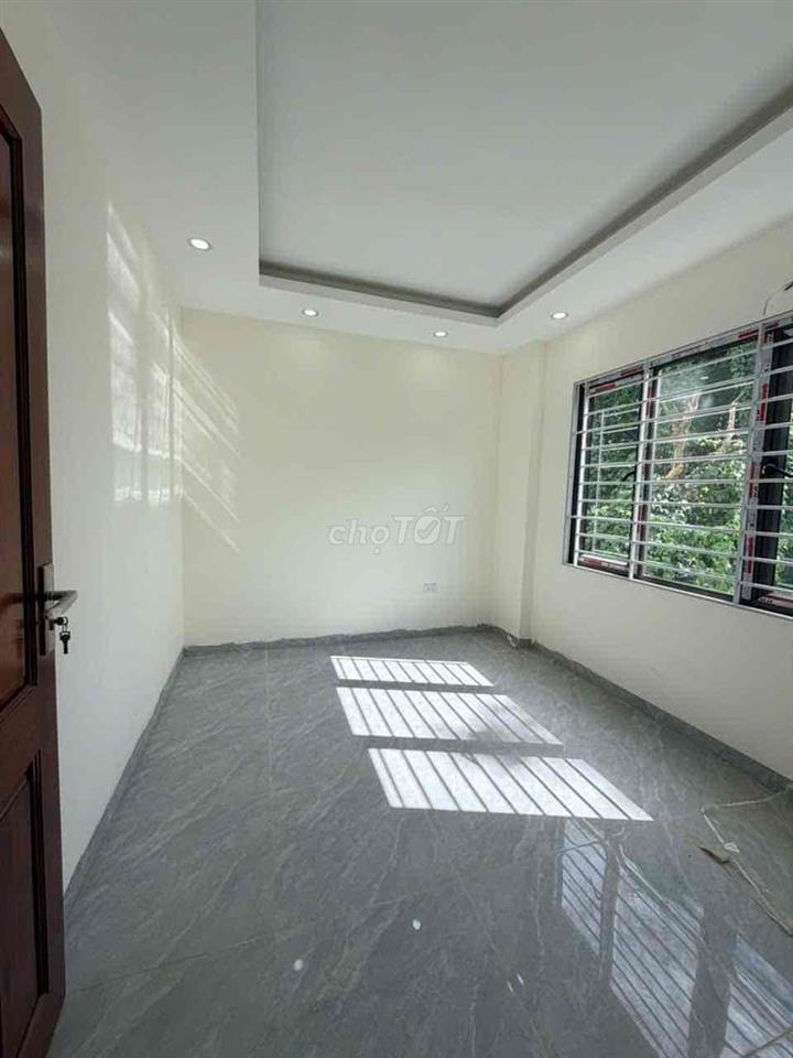 nhà QUẬN HÀ ĐÔNG CHỈ 3.25 tỷ mới 4 Tầng