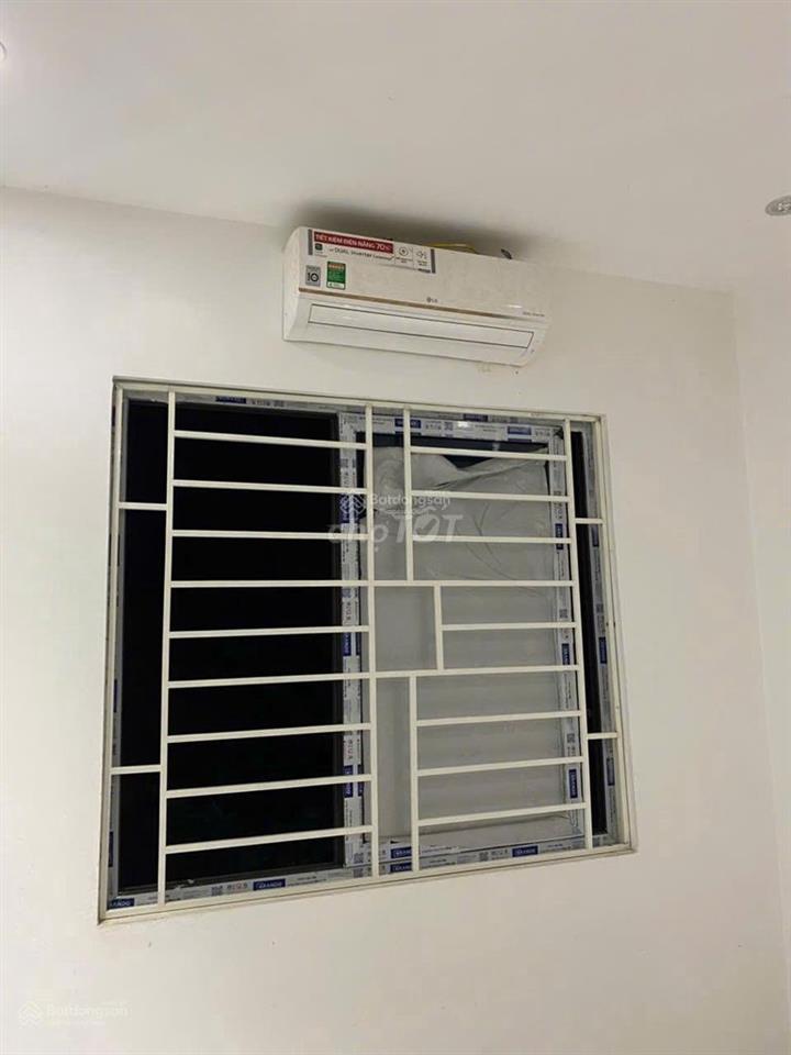 Cho thuê nhà riêng 3 tầng 3 ngủ thoáng mát Đồng Nhân, Đông La