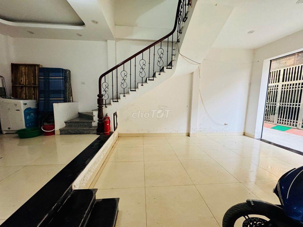 PHÒNG TRỌ KHÉP KÍN CỔNG CHÀO AN KHÁNH 400M CHỈ 3 TR/THÁNG