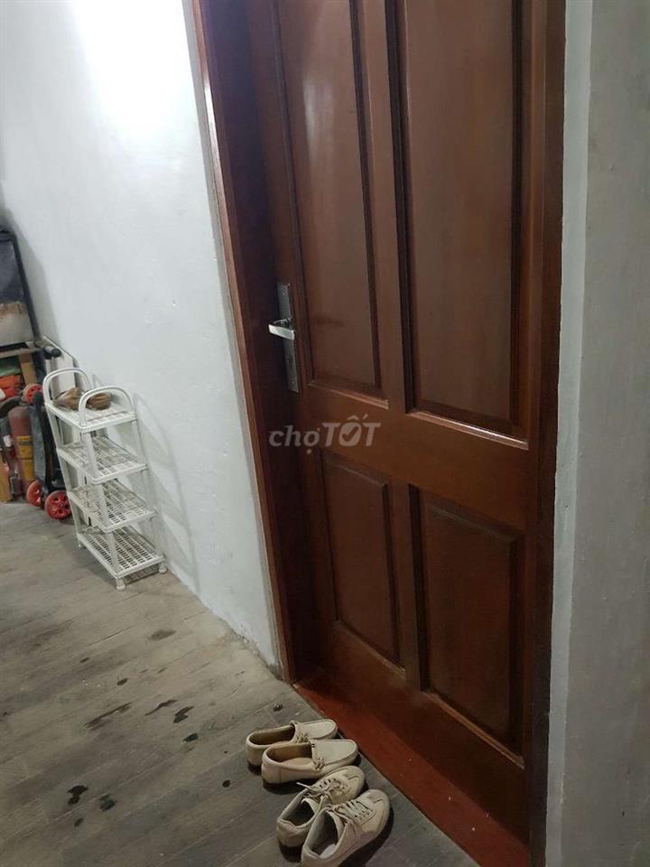 Cho thuê căn hộ tập thể gần Hồ Gươm