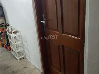 Cho thuê căn hộ tập thể gần Hồ Gươm