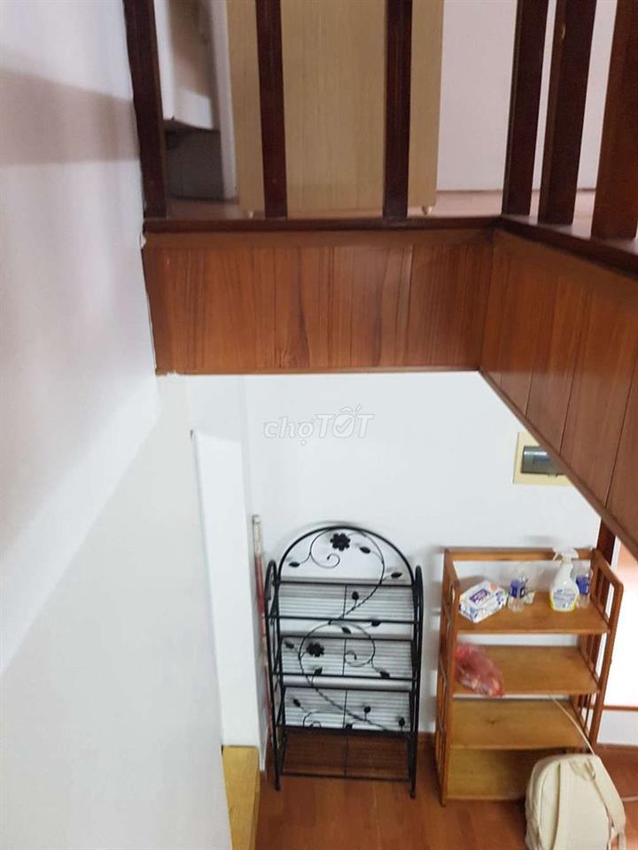 Cho thuê căn hộ tập thể gần Hồ Gươm