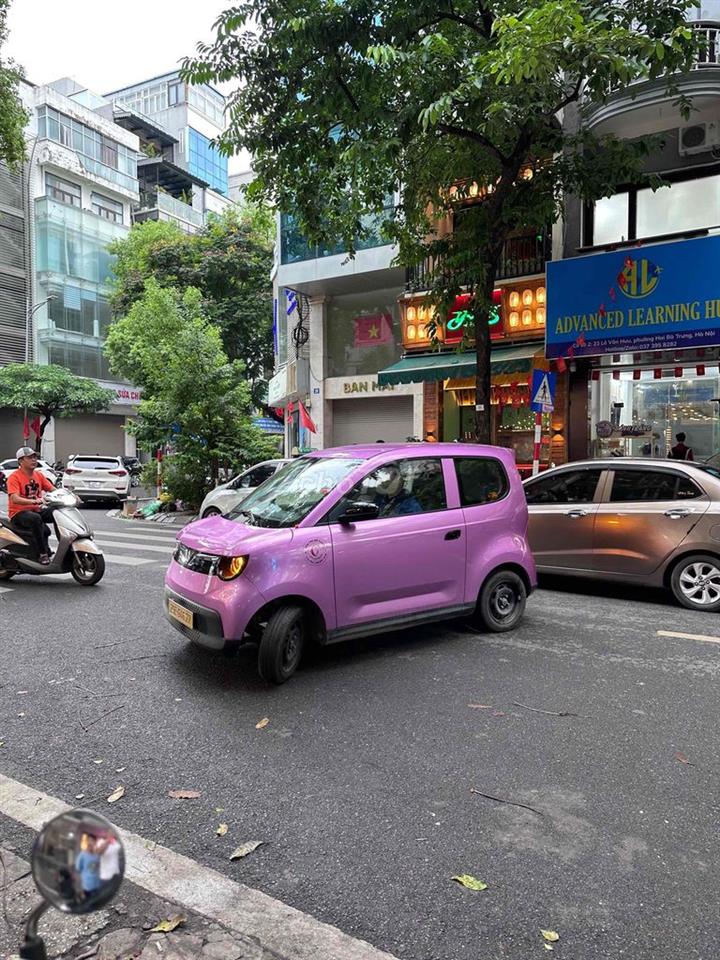 Cho thuê toà nhà mặt phố Lê Văn Hưu ( tổng 200m2)