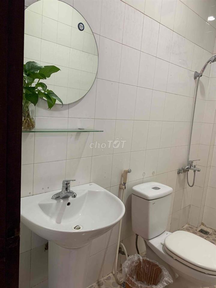 Cho thuê phòng khép kín 26m2- full nội thất cách Hồ Hoàn Kiếm 800m