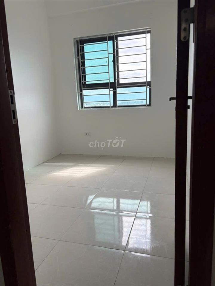 Bán căn hộ chung cư VP6 Linh Đàm