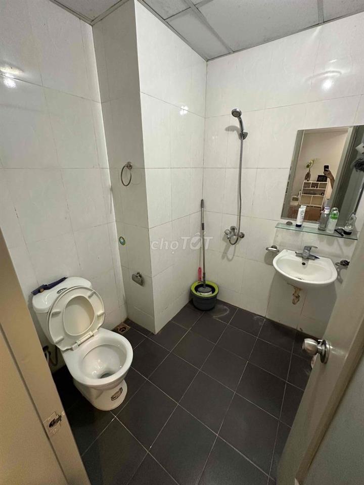 Tôi chính chủ cần bán chung cư view hồ Linh Đàm
