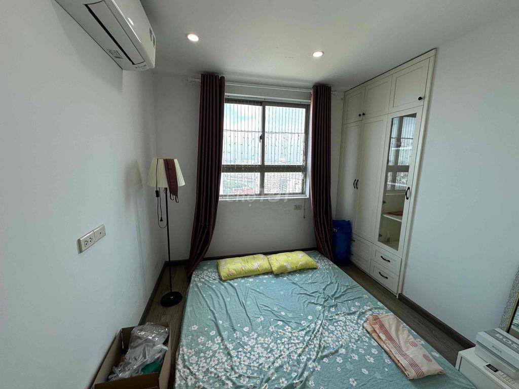 Tôi chính chủ cần bán chung cư view hồ Linh Đàm