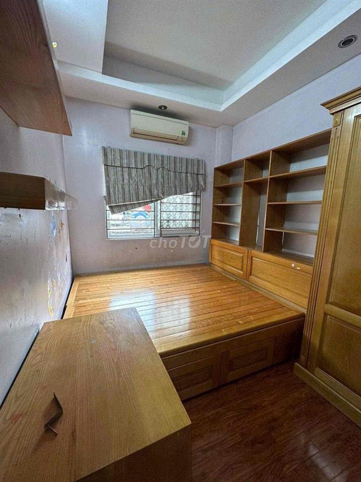 Tìm người vào ở căn 2n1k