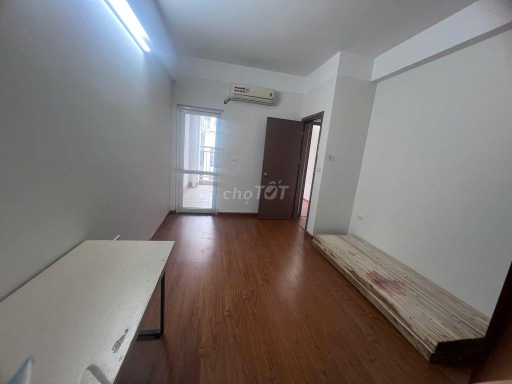 Cho thuê CHCC AZ Sky khu Đô thị Định Công, DT 80m2, 2PN, 2WC