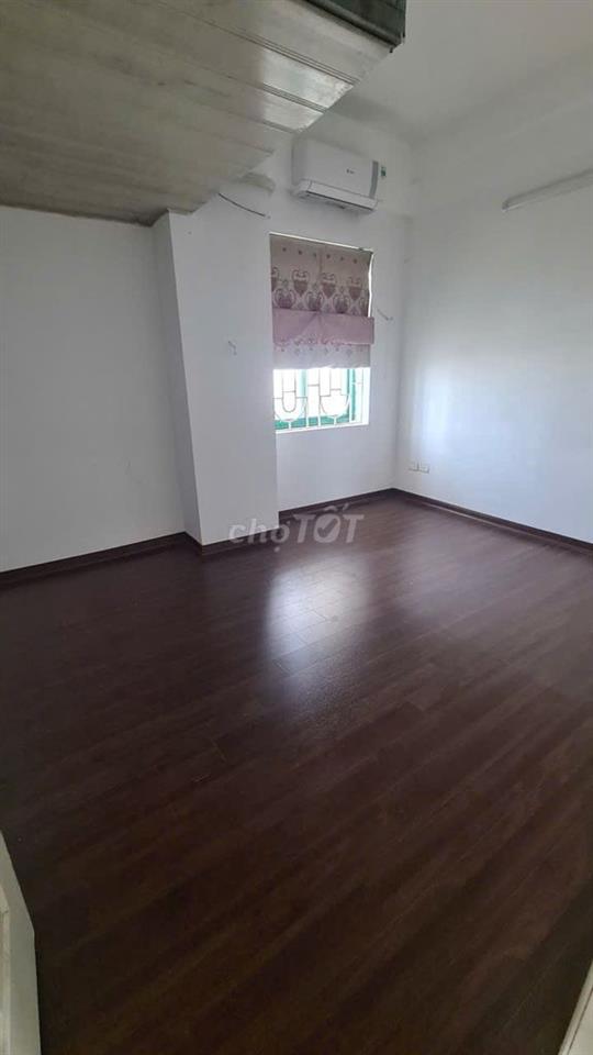 Cho thuê CHCC khu ĐTM Định Công. Diện tích 80m2. 2PN, 2WC, nhà đẹp