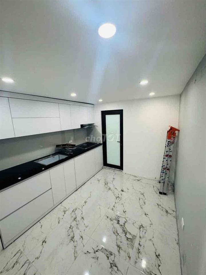 BÁN GẤP NHÀ TÂN MAI - NGÕ BA GÁC TRÁNH XE MÁY - 40m2 - 4 Tầng