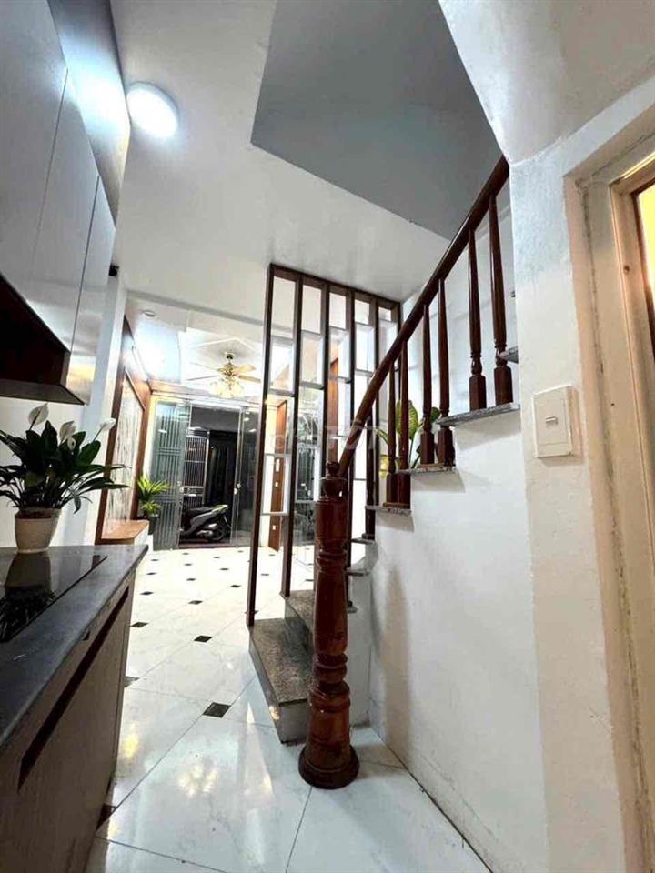 VC EM CẦN TIỀN BÁN NHANH . 3,79 tỷ