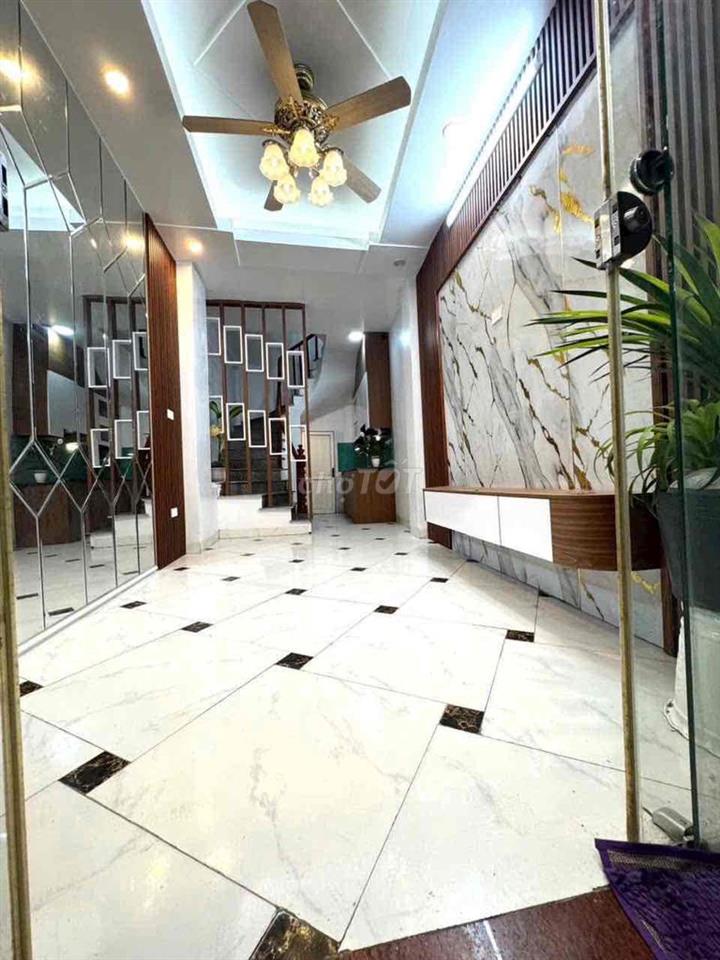 VC EM CẦN TIỀN BÁN NHANH . 3,79 tỷ