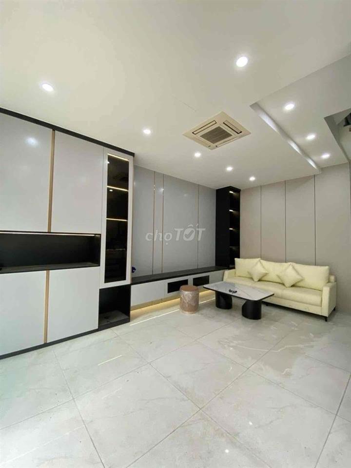 🔥 HƠN 8 TỶ – NHÀ ĐẤT PHÂN LÔ HOÀNG LIỆT!