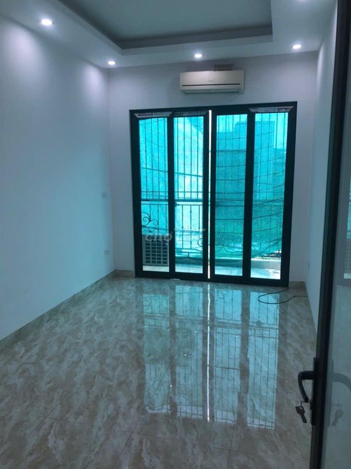 Chính chủ cần bán nhà số 42A ngách 79/230 Định Công Thượng.