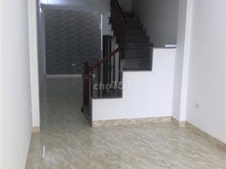 Chính chủ cần bán nhà số 42A ngách 79/230 Định Công Thượng.