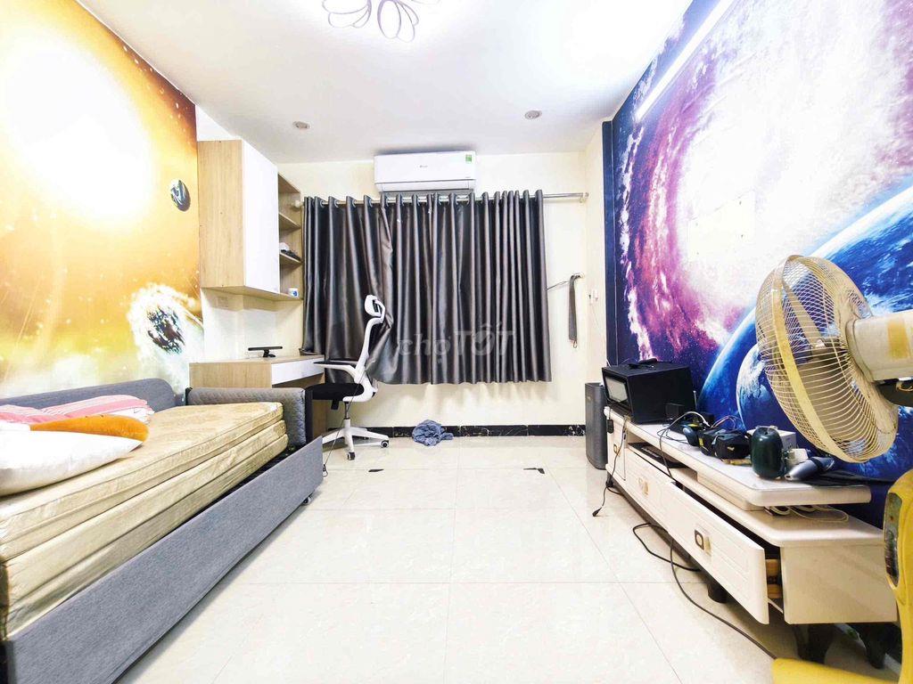 nhà năm tầng mới xây chính chủ có sổ ko thuộc dự án