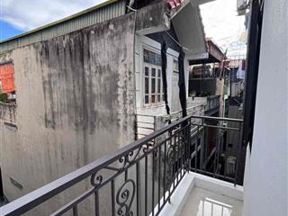Bán nhà trung tâm phường Hoàng Mai , nhà ở vuông vắn 5m ra đường ô tô