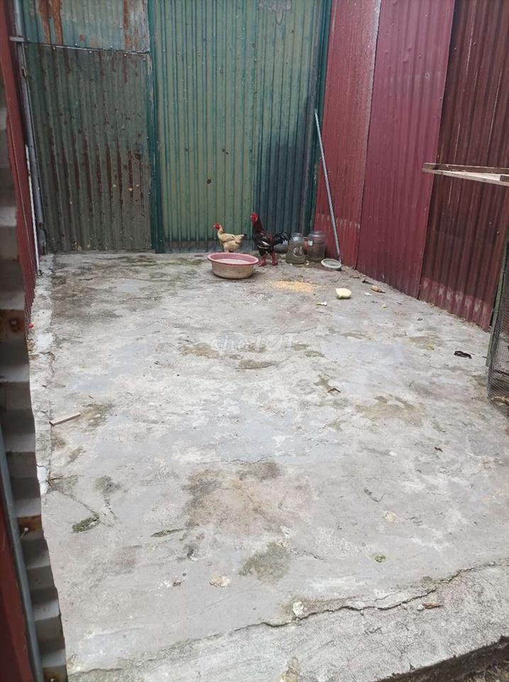 Bán nhà tôn 30m2 trong ngõ 254 VĨNH HƯNG 