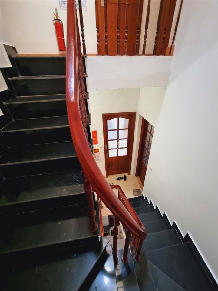 Cho thuê nhà riêng, ngõ ô tô, phố Đặng Xuân Bảng, KĐT Bắc Linh Đàm.