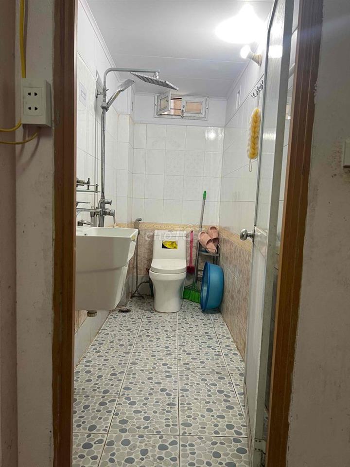 chính chủ cho thuê nguyên căn nhà gần Đh B. khoa 3ngủ, 3vs, 3đh khe