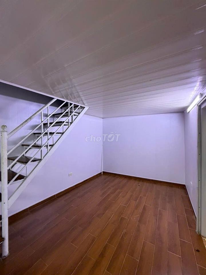 Cho thuê nhà mới 42m2 x 2T, phố Phó Đức Chính  KD online, Gđ ở, 10tr