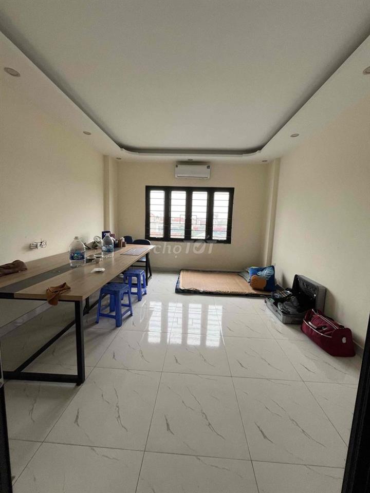 Cho thuê phòng 30m2 khép kín đủ đồ