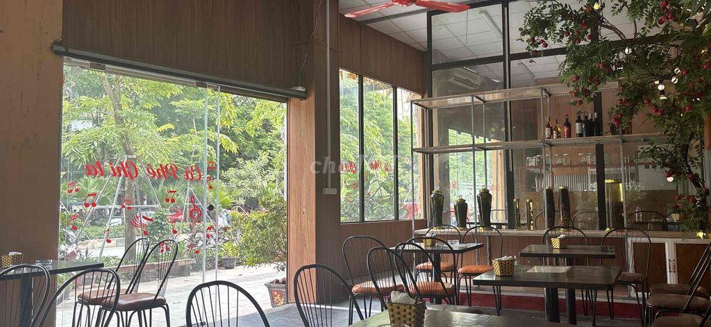 Sang nhượng Phòng trà Cafe