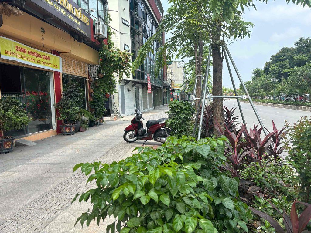 Sang nhượng Phòng trà Cafe