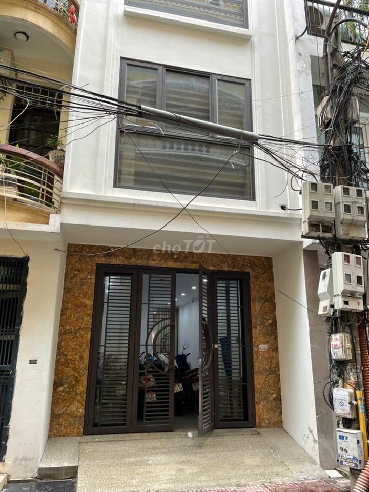 Cho thuê cả nhà  tại số 8, phố Hoàng Văn Thái, Thanh Xuân, Hà Nội, 