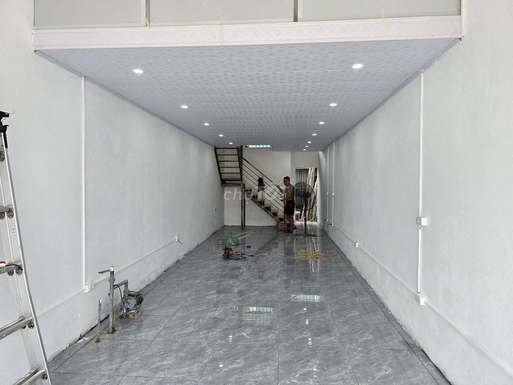 Cho thuê nhà mặt đường vành đai 2,5 phố Lĩnh Nam