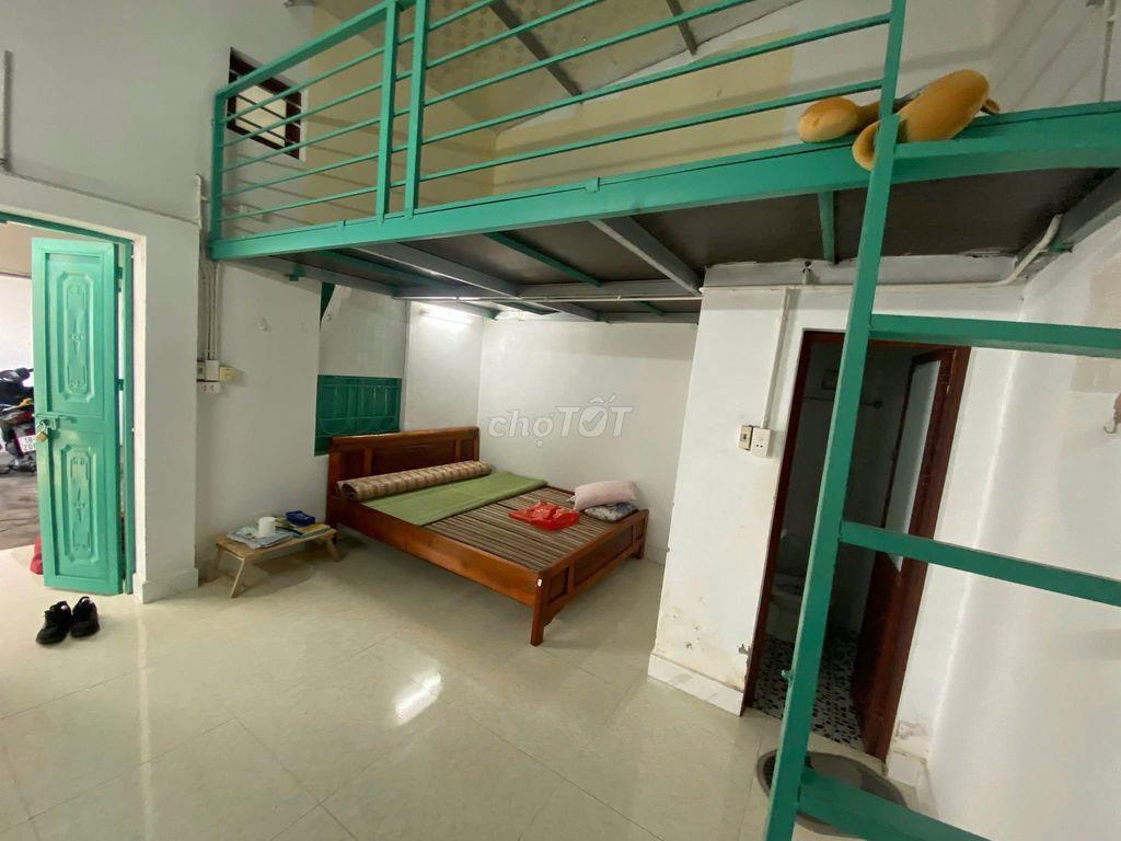 Cho thuê nhà trọ có gác xép