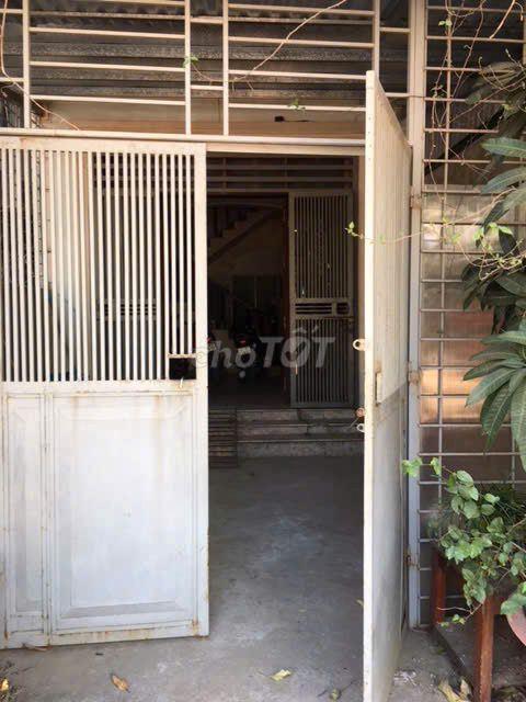 Nhà 153 Ngõ Trại Cá còn trống 1 phòng T4 20m2. 