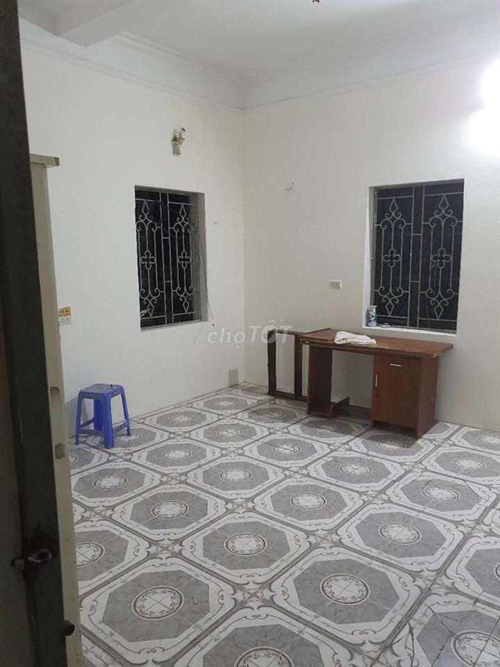Nam Dư cho thuê nhà tầng 2 giá rẻ