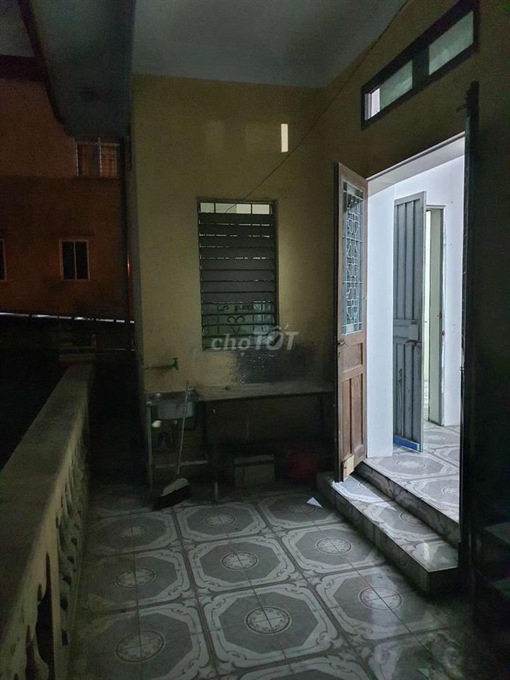 Nam Dư cho thuê nhà tầng 2 giá rẻ